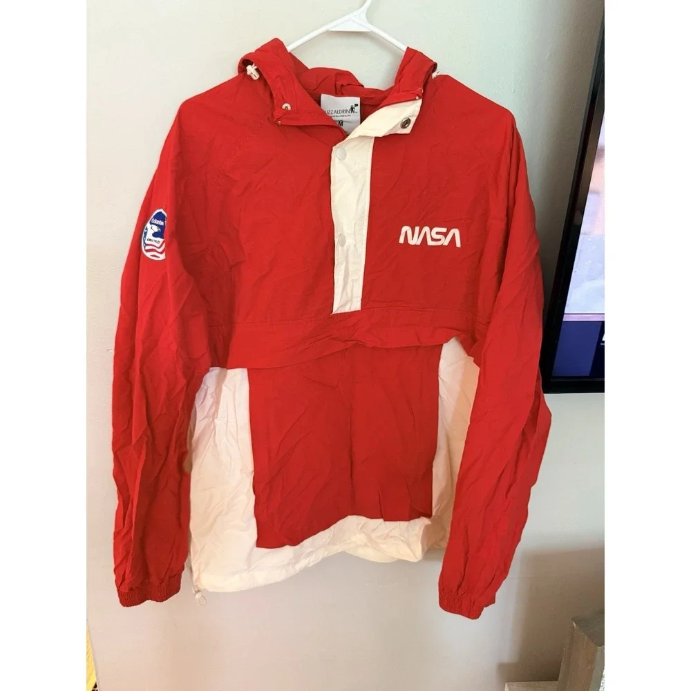 Buzz Aldrin Men's Red Windbreaker Pullover NASA Patches Quarter Snap Medium